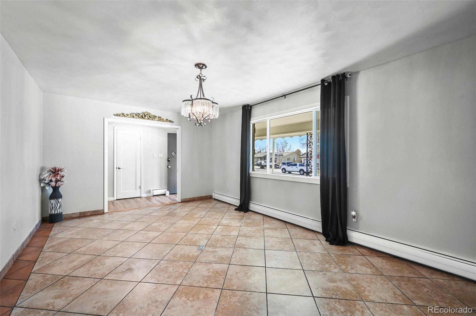 MLS Image #17 for 132  baylor street,pueblo, Colorado