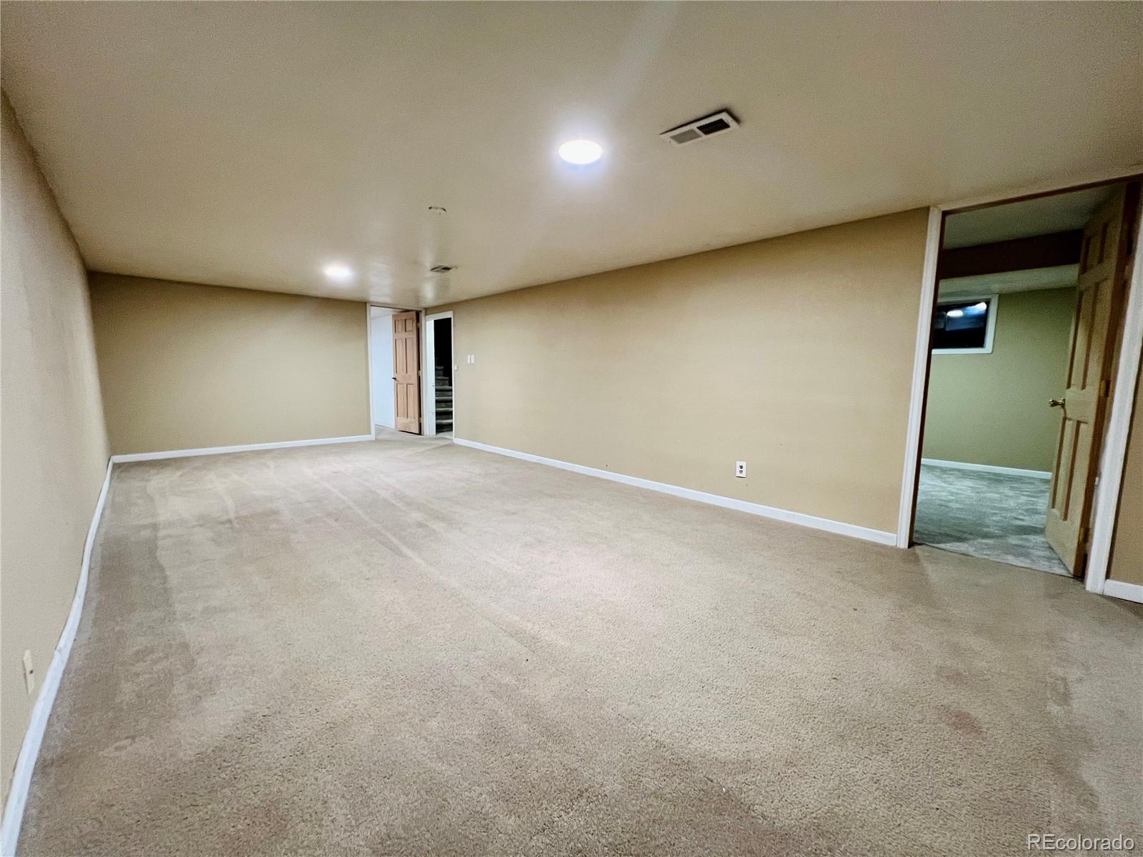 MLS Image #10 for 2027 s newton street,denver, Colorado