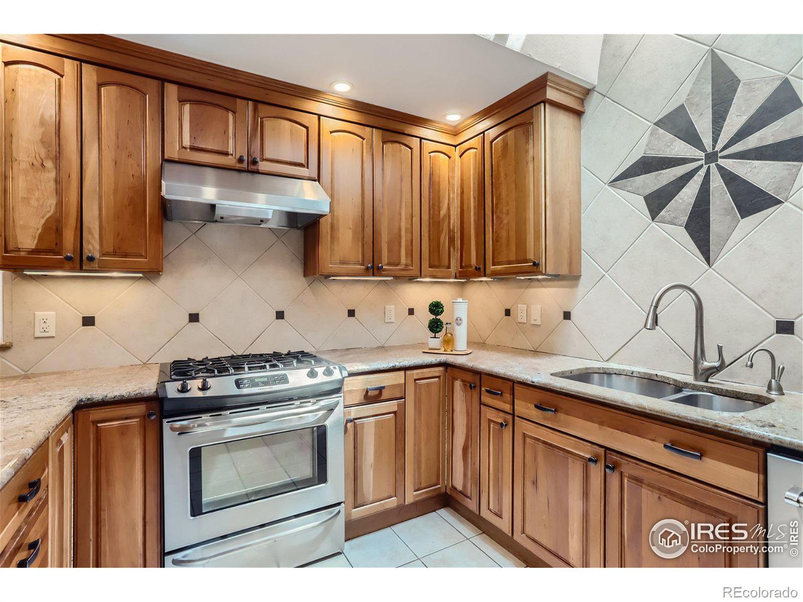 MLS Image #13 for 775  grape avenue,boulder, Colorado