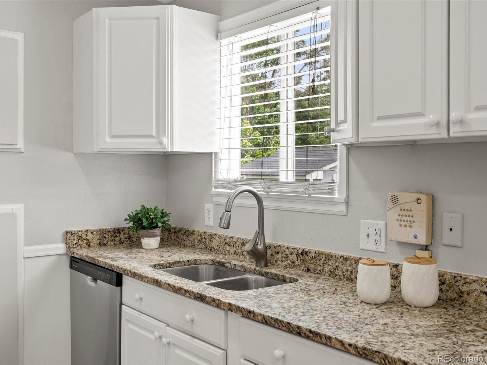 MLS Image #14 for 4858 s quintero circle,aurora, Colorado