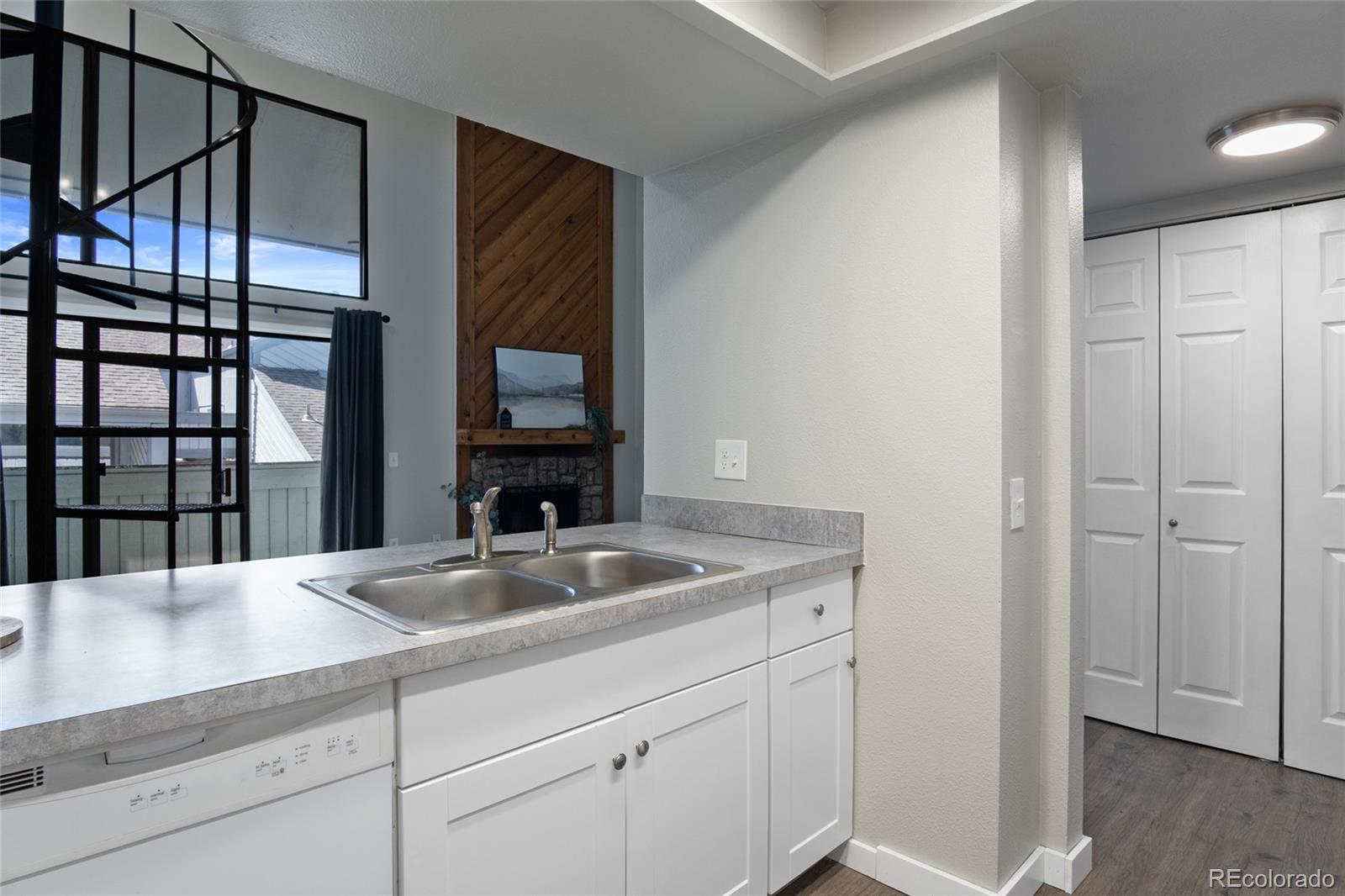 MLS Image #8 for 14046 e stanford circle,aurora, Colorado