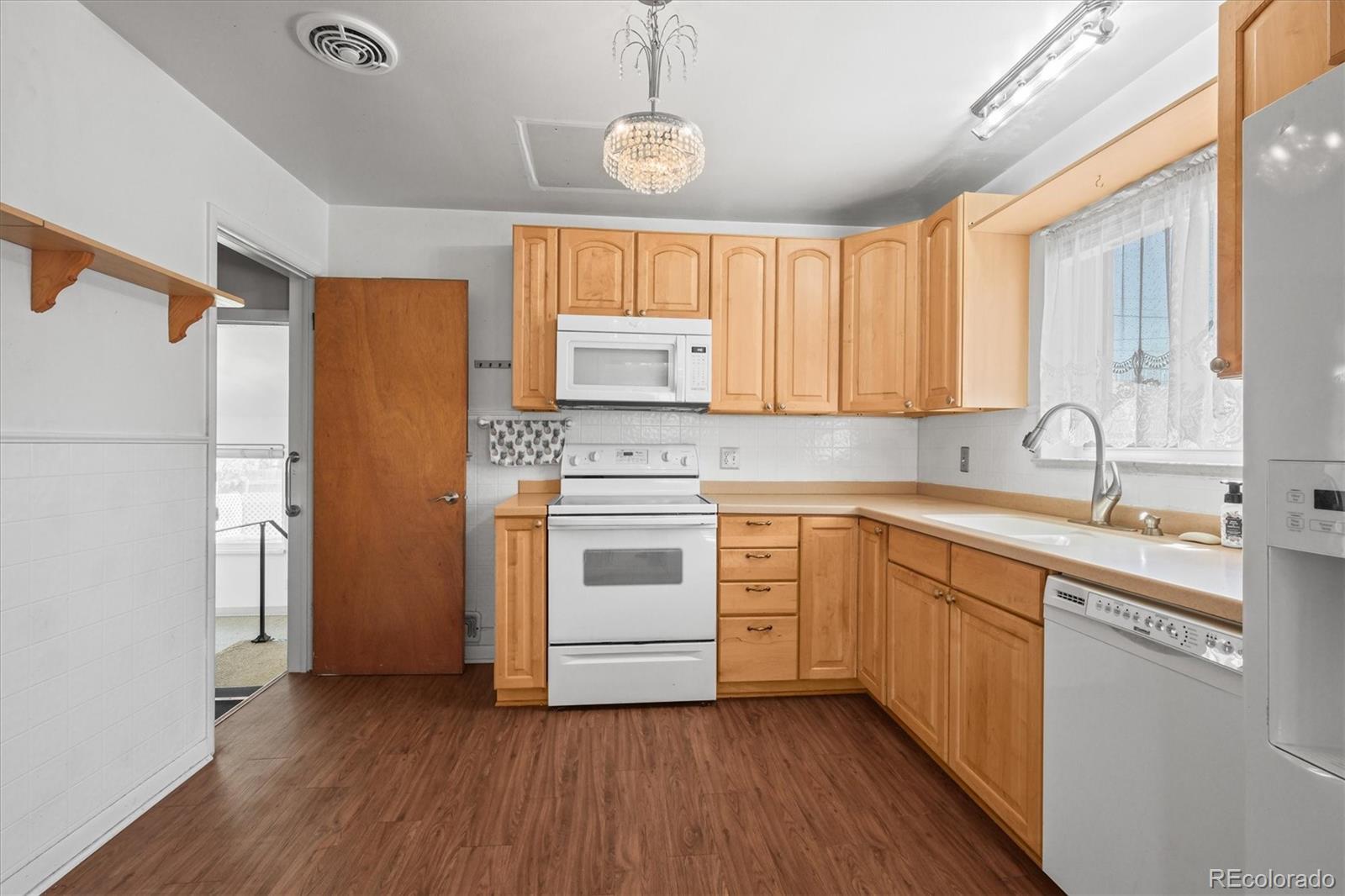 MLS Image #9 for 2562 s xavier street,denver, Colorado