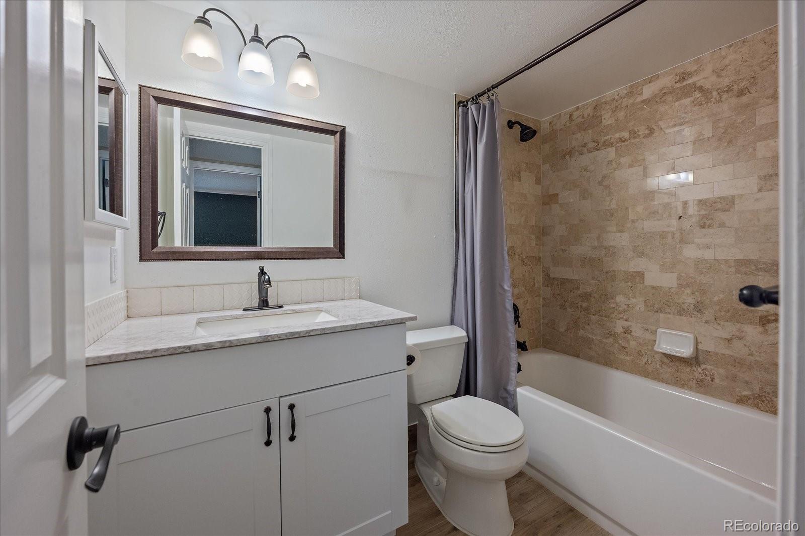 MLS Image #12 for 3332 s ammons street 103,lakewood, Colorado