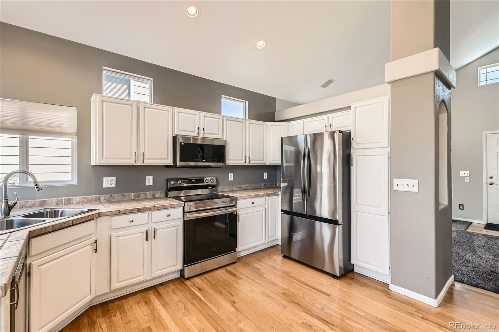 MLS Image #5 for 12771  clermont street,thornton, Colorado
