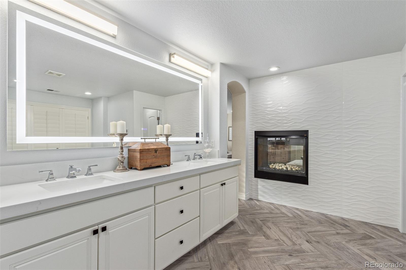 MLS Image #20 for 618  fairchild drive,highlands ranch, Colorado