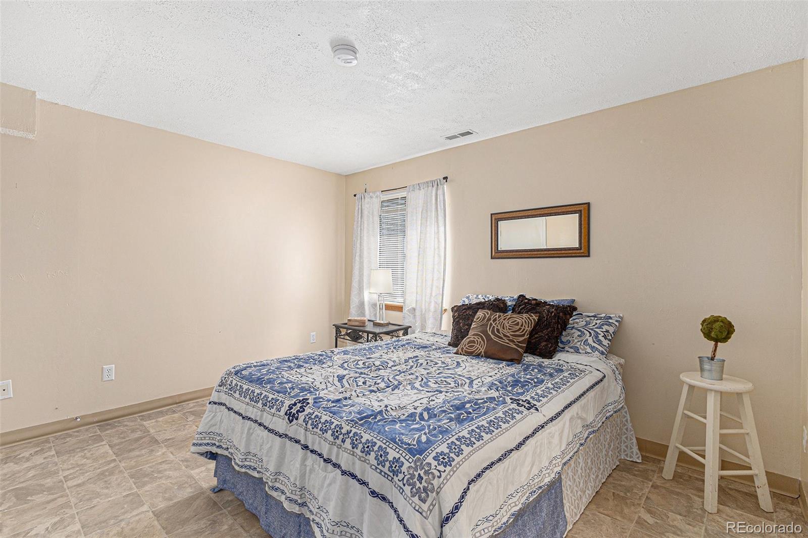MLS Image #15 for 4051  anvil drive,colorado springs, Colorado