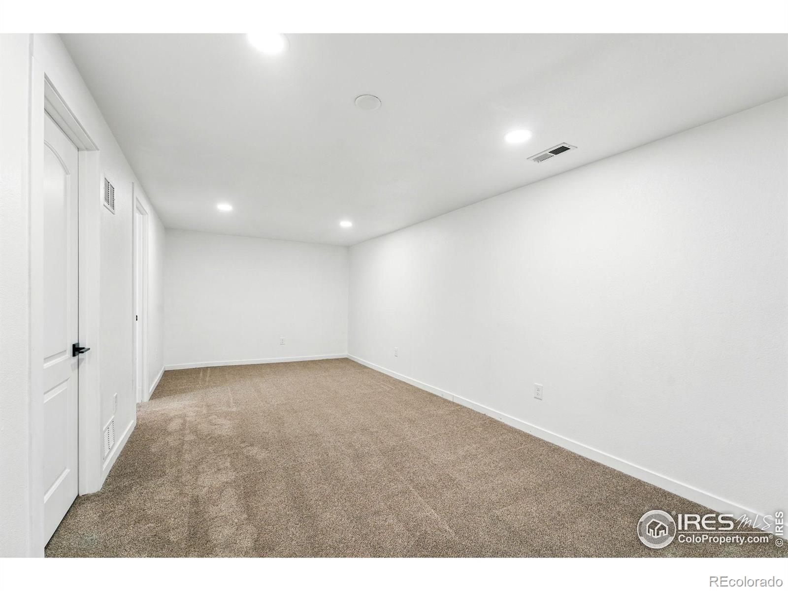 MLS Image #26 for 9215 w 106th avenue,broomfield, Colorado