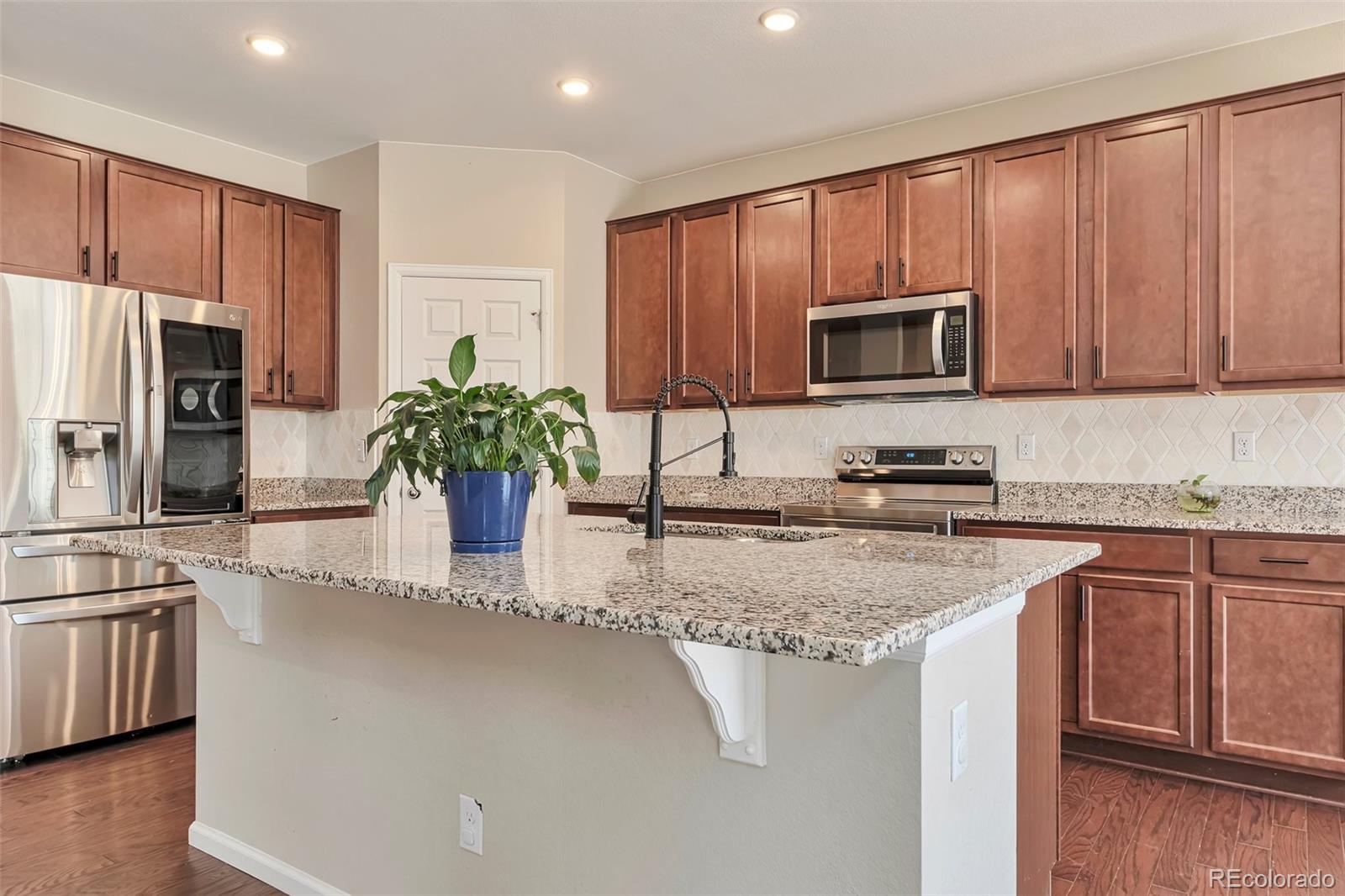MLS Image #3 for 15818 e otero circle,centennial, Colorado
