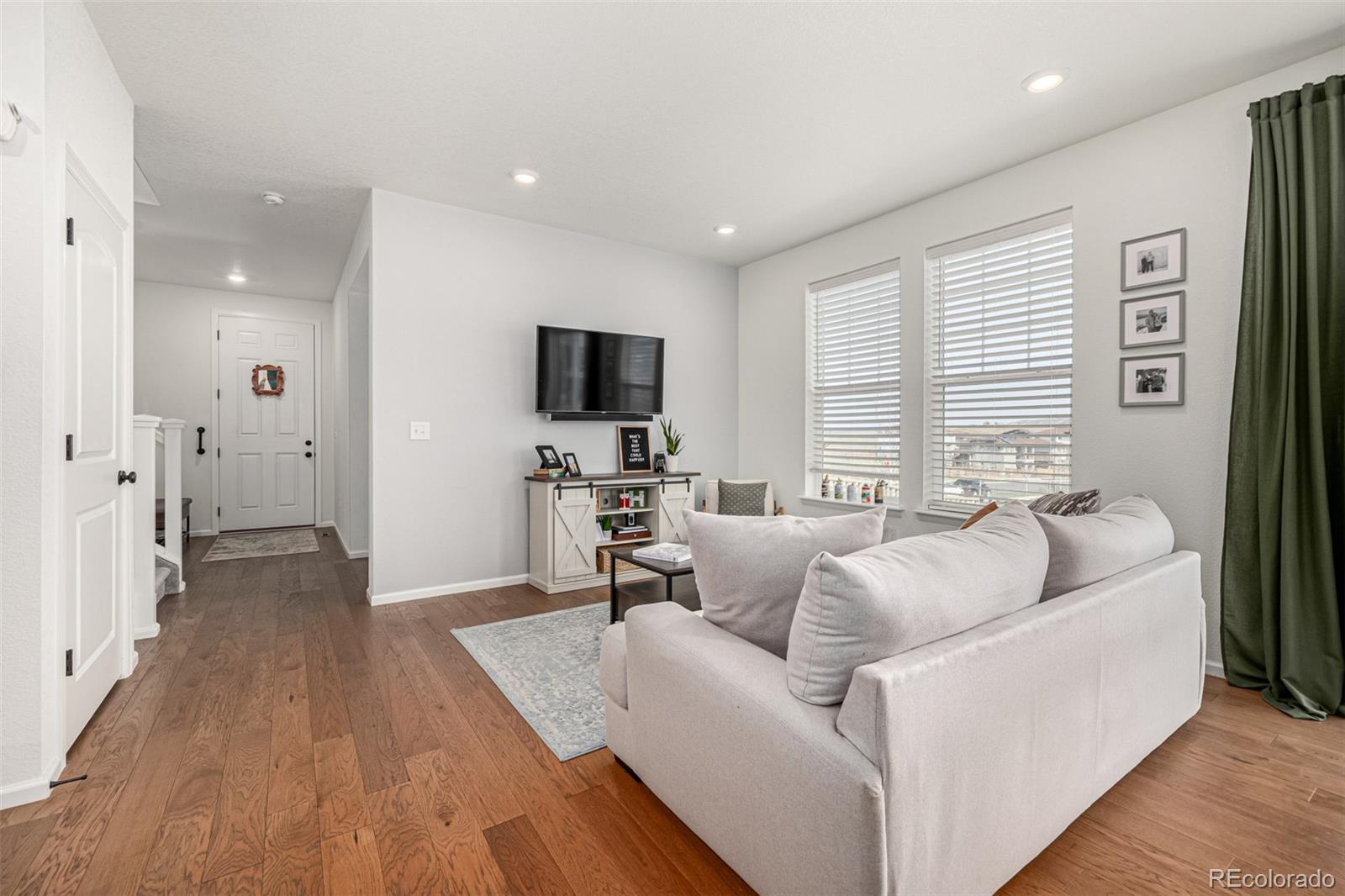 MLS Image #11 for 3534 n meadows drive,castle rock, Colorado