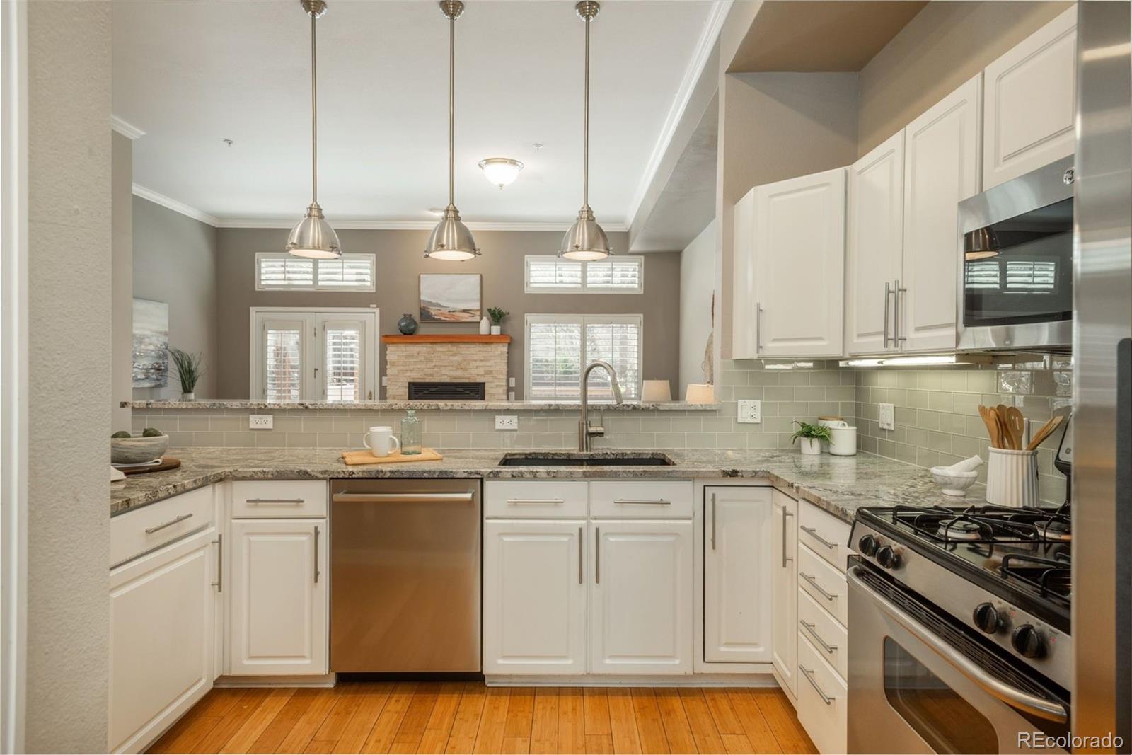 MLS Image #2 for 880 e 16th avenue,denver, Colorado