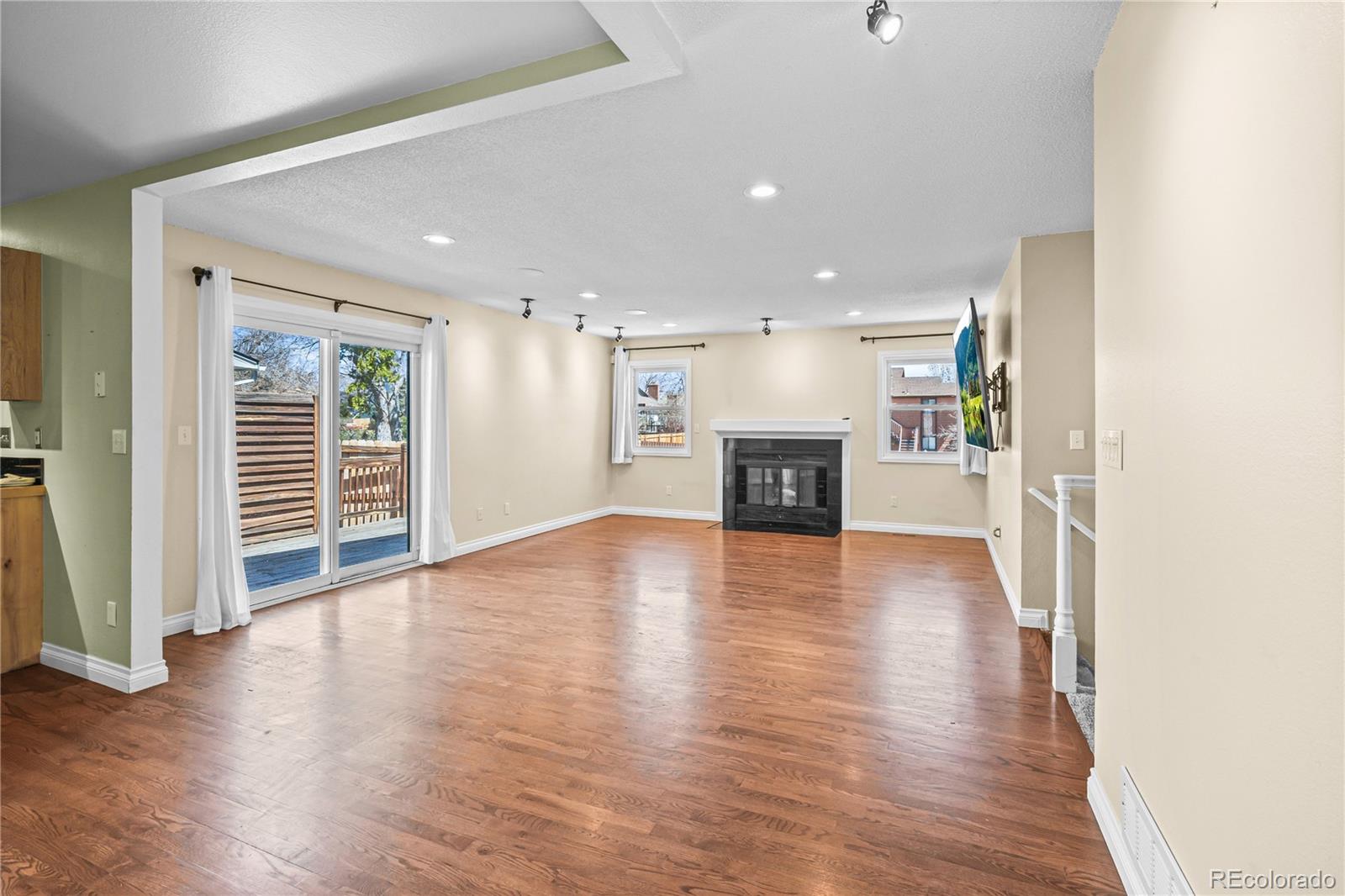 MLS Image #4 for 8900  iris court,broomfield, Colorado