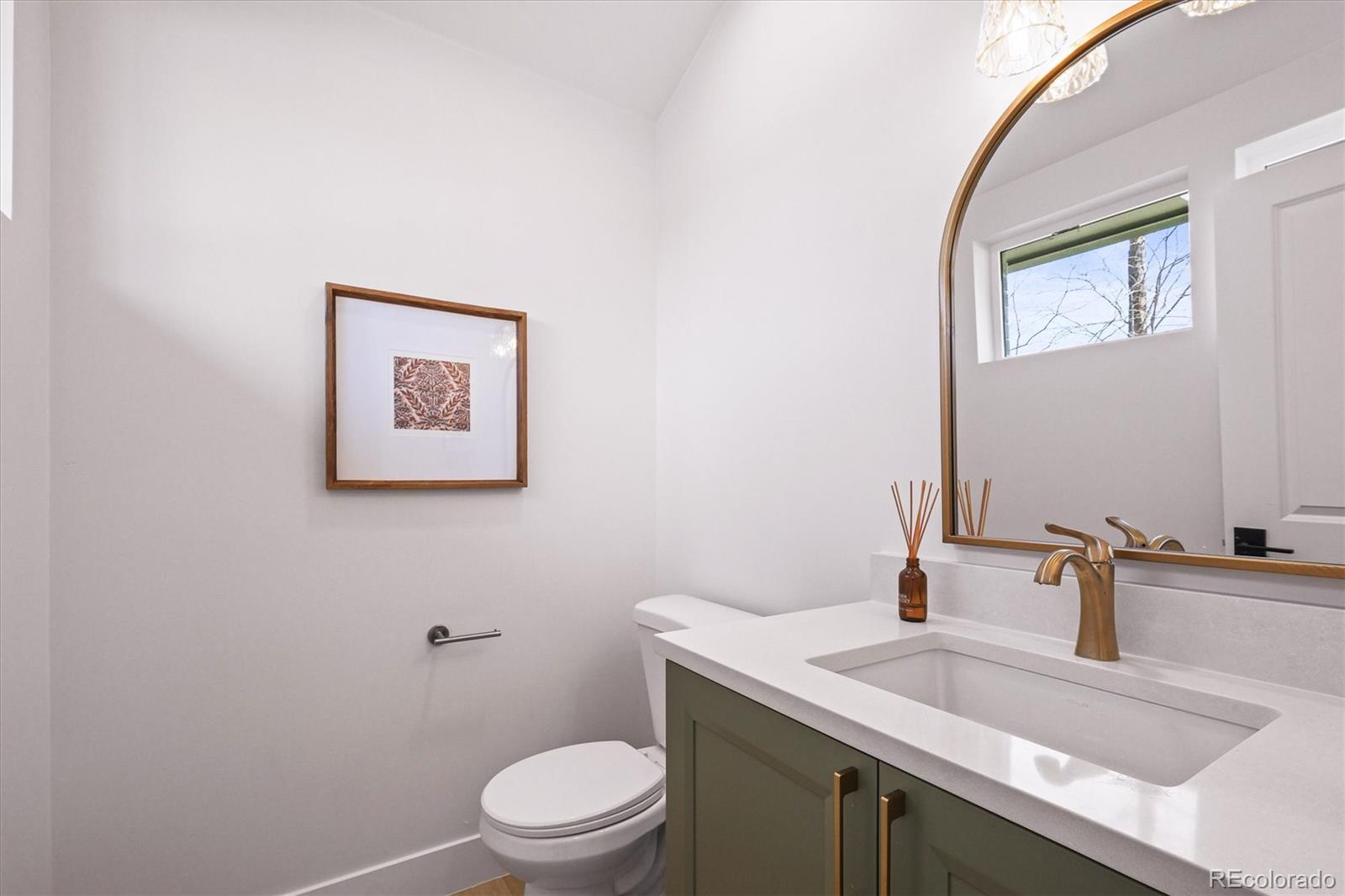 MLS Image #6 for 2950 s adams street,denver, Colorado