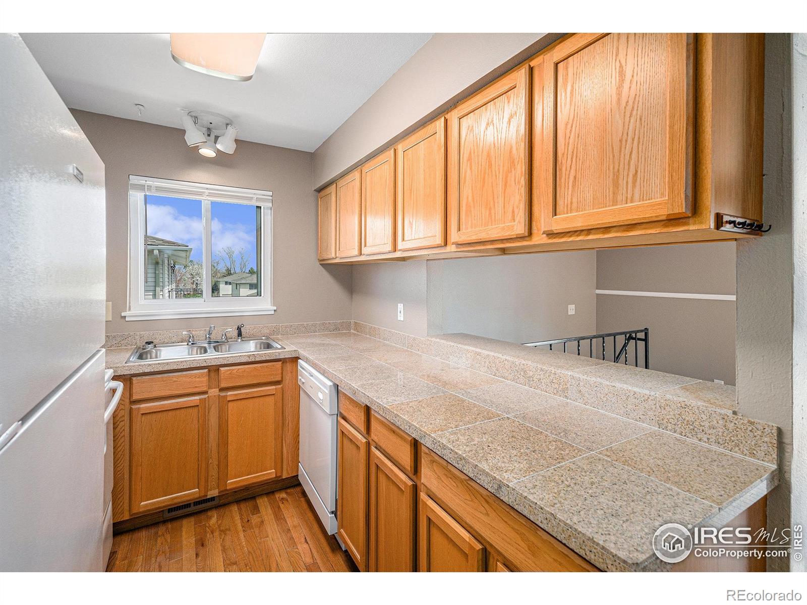 MLS Image #6 for 3354 s flower street,lakewood, Colorado