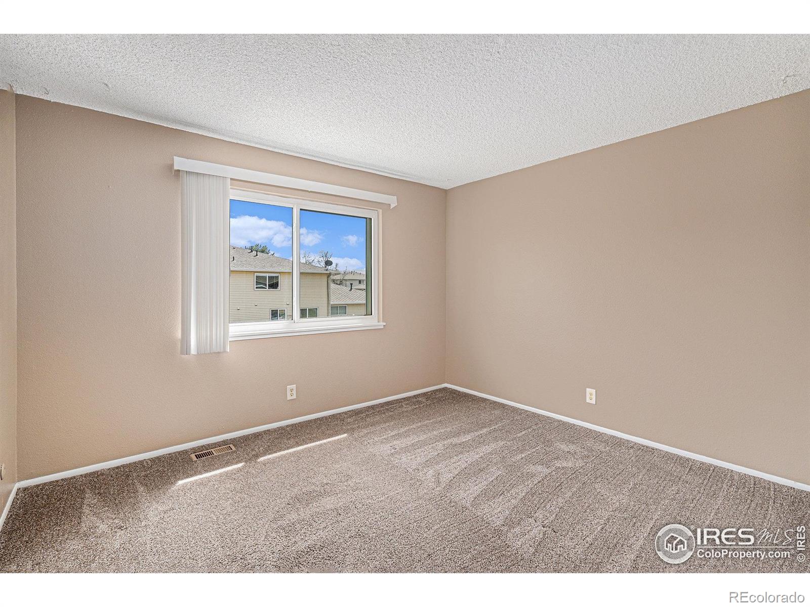 MLS Image #8 for 3354 s flower street,lakewood, Colorado