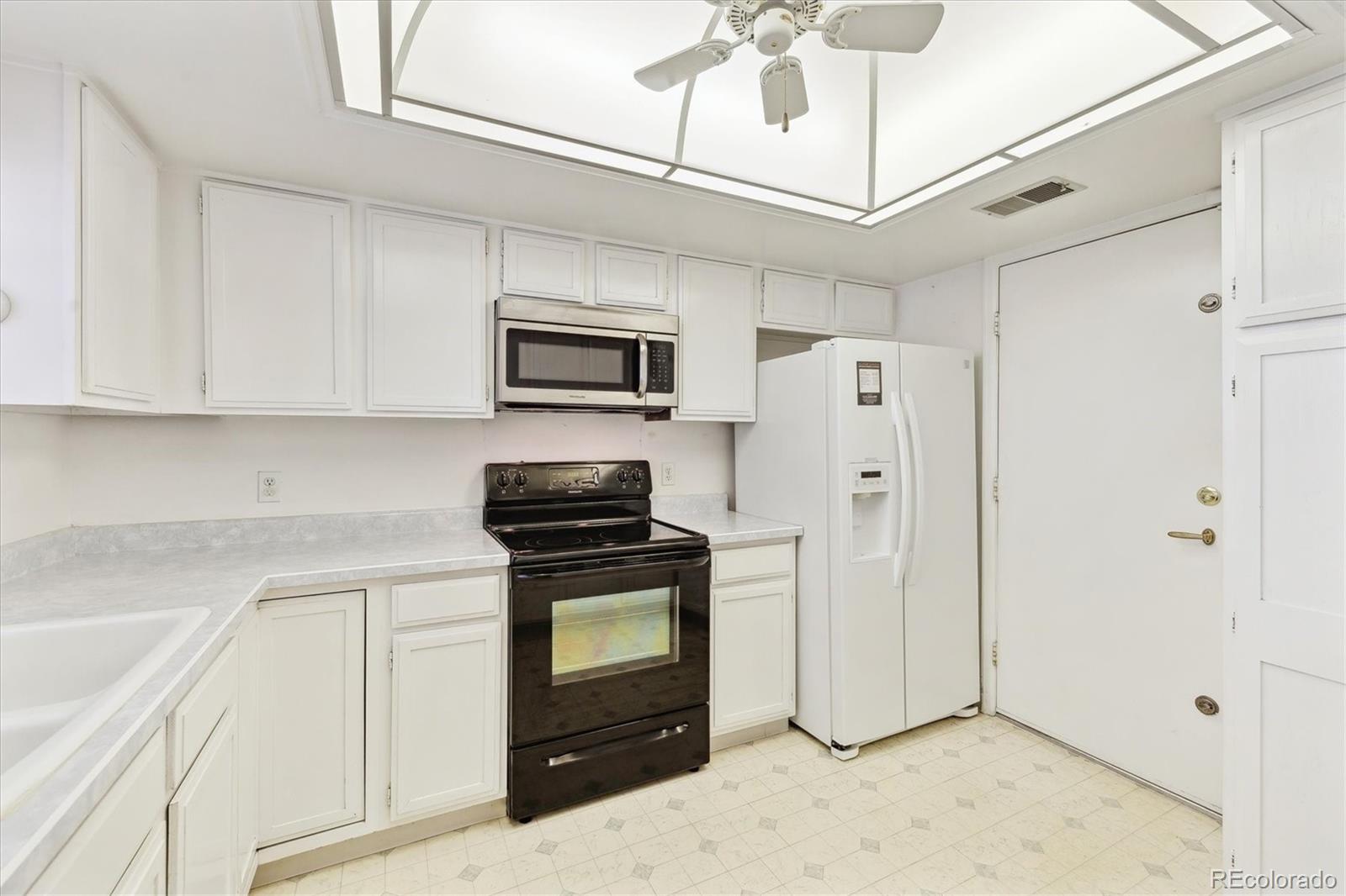 MLS Image #11 for 14267 e marina drive,aurora, Colorado