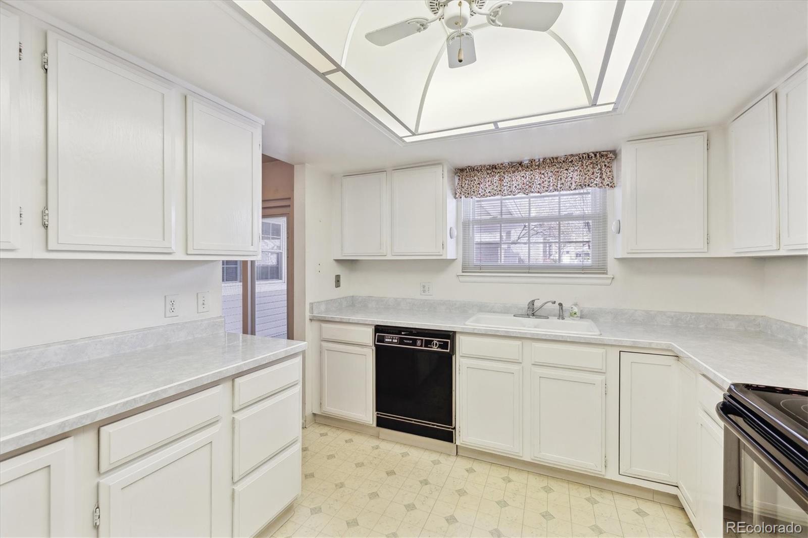 MLS Image #13 for 14267 e marina drive,aurora, Colorado