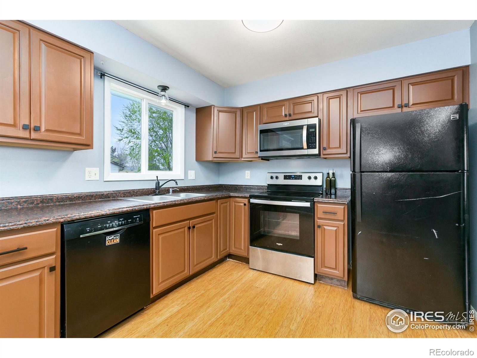 MLS Image #7 for 8205  hallett court,fort collins, Colorado