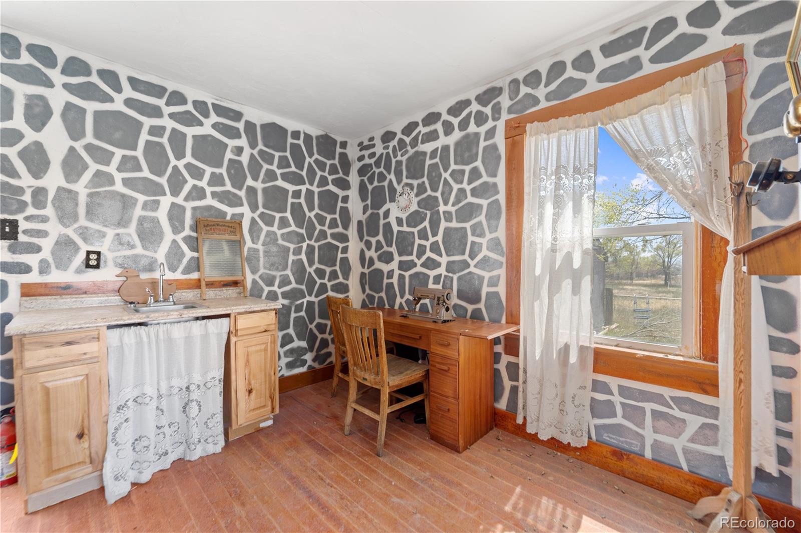 MLS Image #30 for 1818  12th street,penrose, Colorado