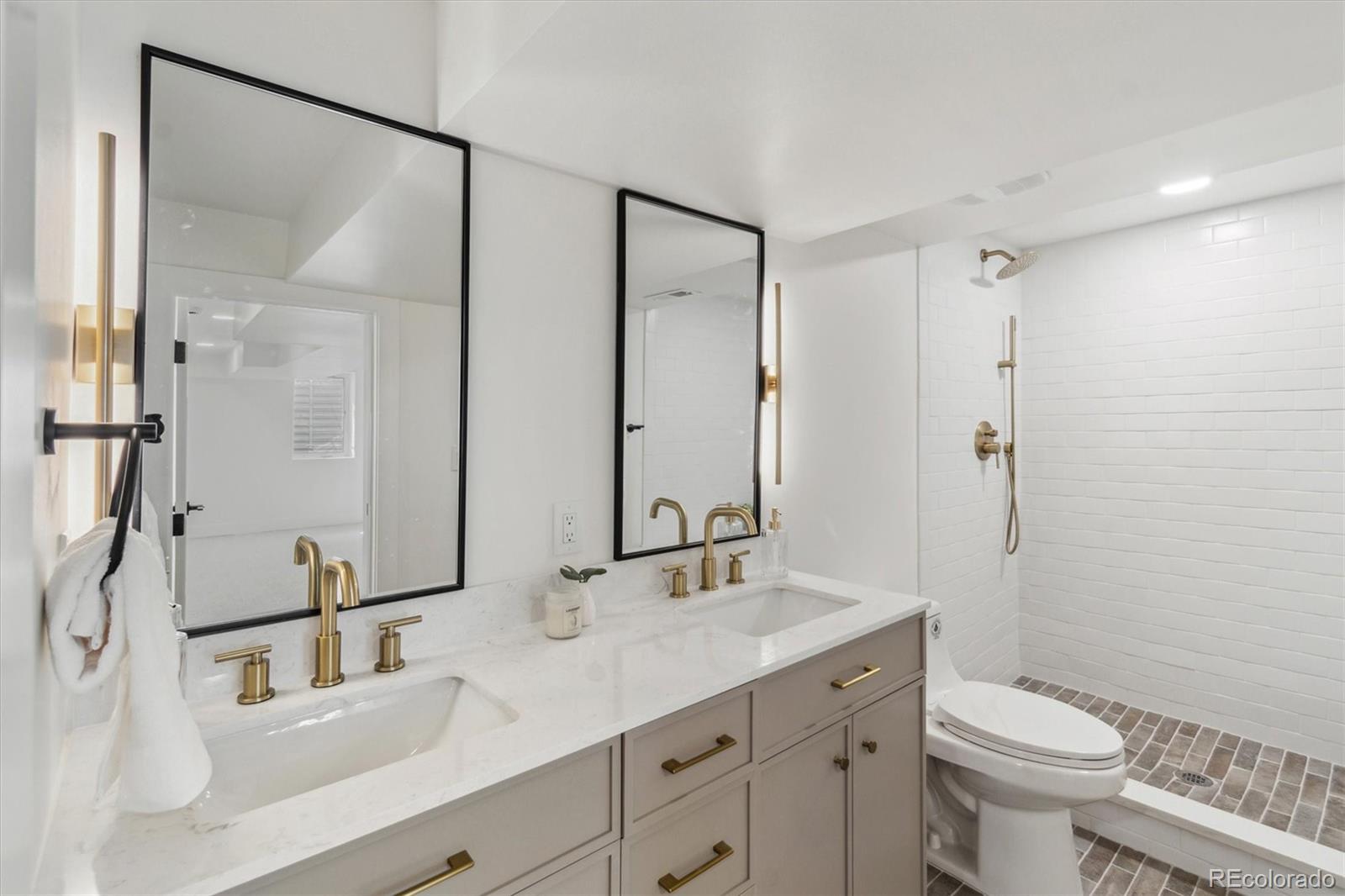 MLS Image #26 for 5467 w hinsdale place,littleton, Colorado
