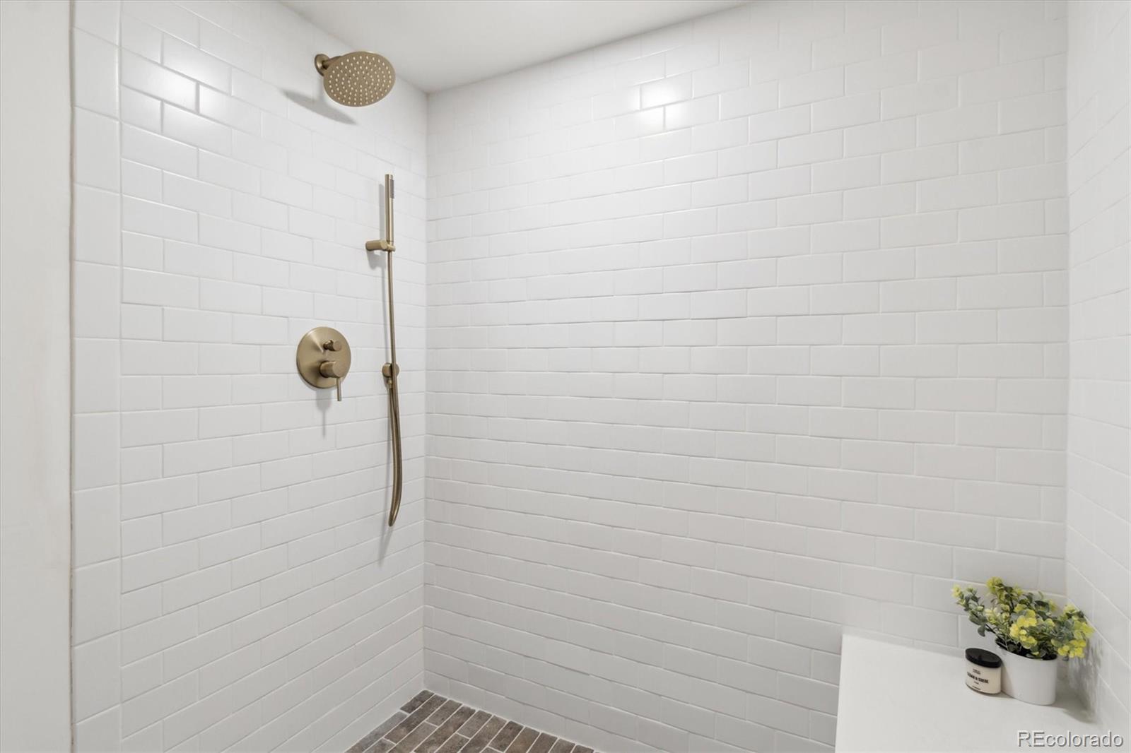 MLS Image #27 for 5467 w hinsdale place,littleton, Colorado