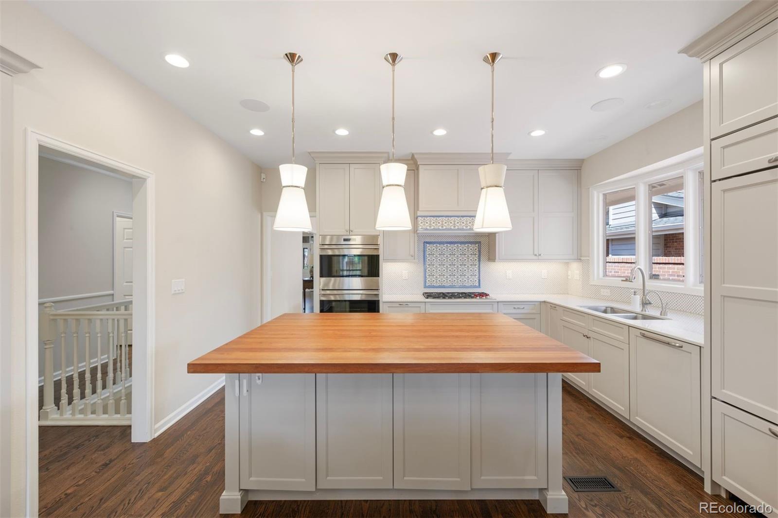 MLS Image #10 for 2552 e alameda avenue,denver, Colorado
