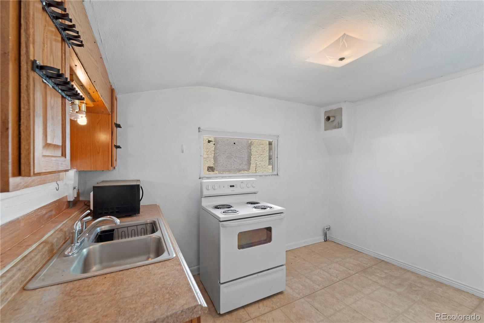 MLS Image #6 for 127 w 6th street,florence, Colorado