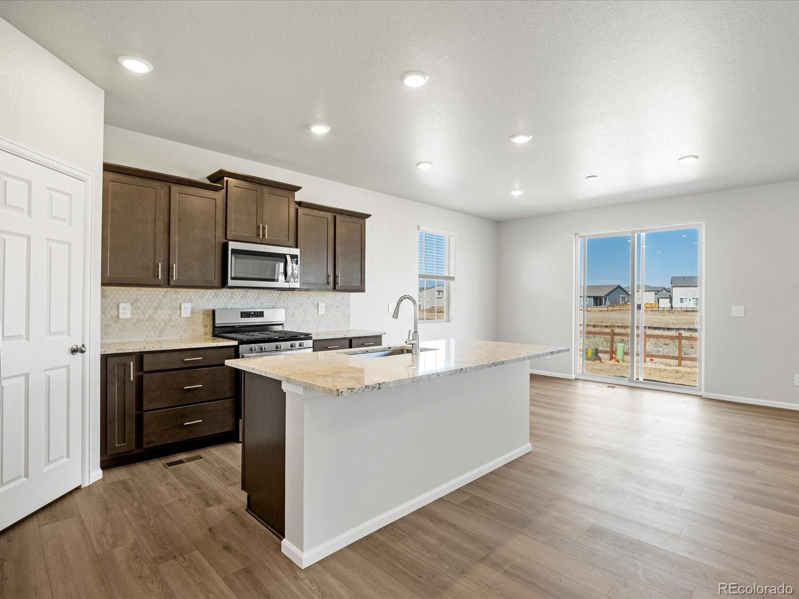 MLS Image #7 for 17437 e 89th way,commerce city, Colorado