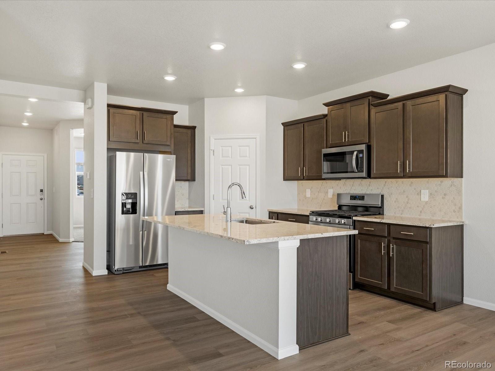 MLS Image #8 for 17437 e 89th way,commerce city, Colorado