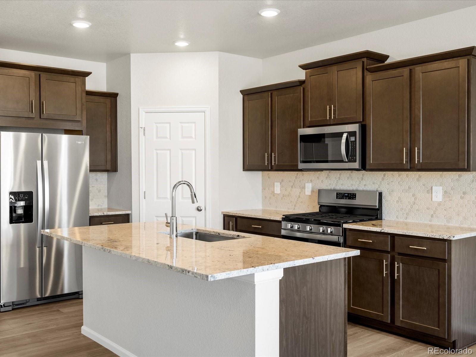 MLS Image #9 for 17437 e 89th way,commerce city, Colorado