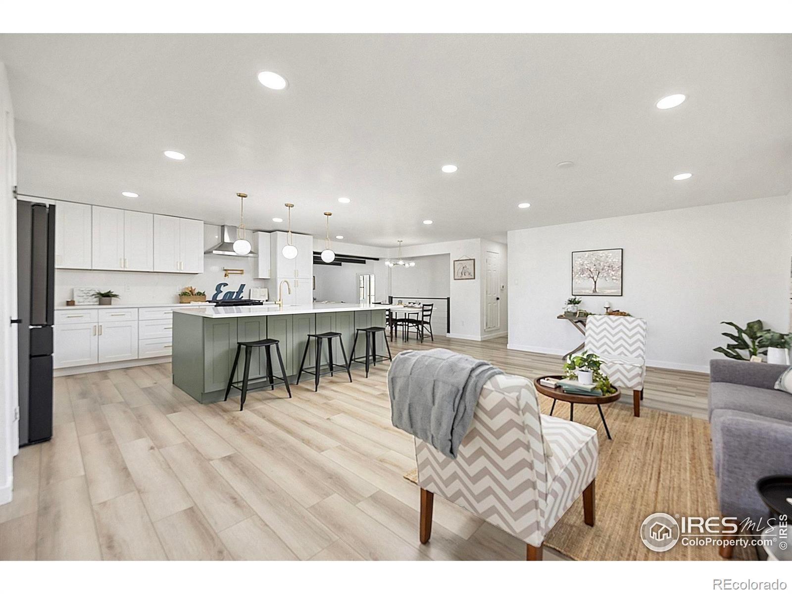 MLS Image #7 for 1643  vivian street,longmont, Colorado