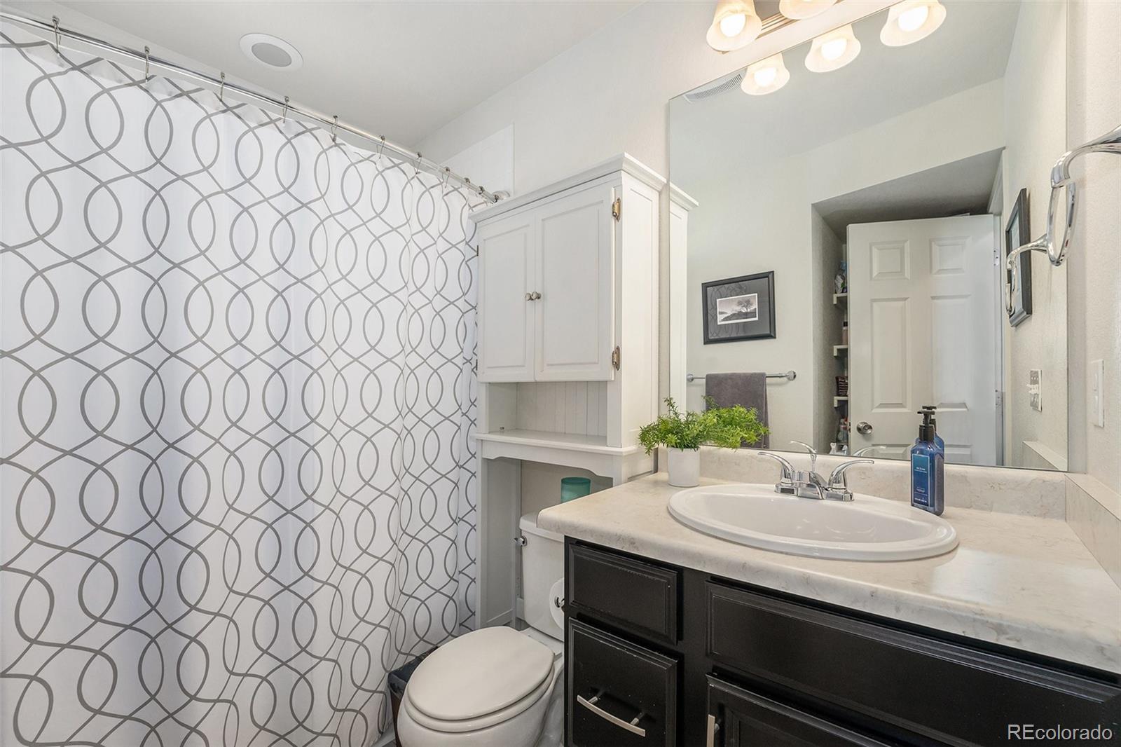 MLS Image #18 for 5251  central park boulevard,denver, Colorado