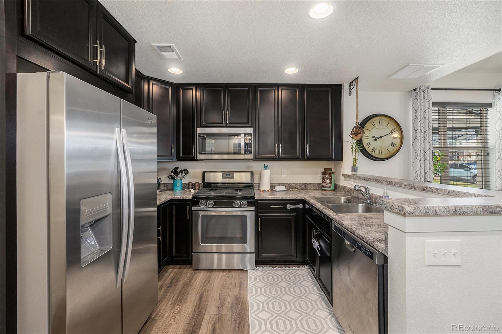 MLS Image #7 for 5251  central park boulevard,denver, Colorado