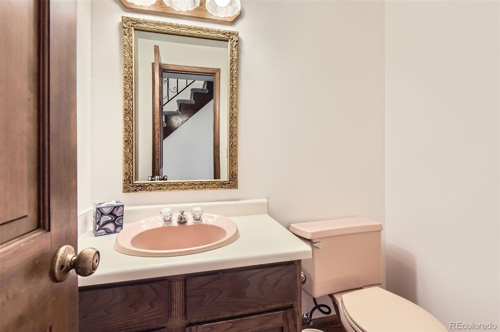 MLS Image #15 for 3270 s krameria street,denver, Colorado