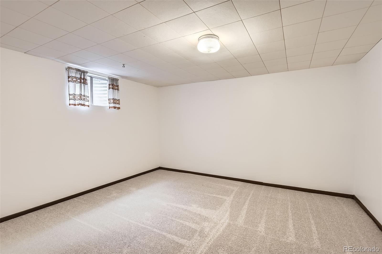 MLS Image #26 for 3270 s krameria street,denver, Colorado