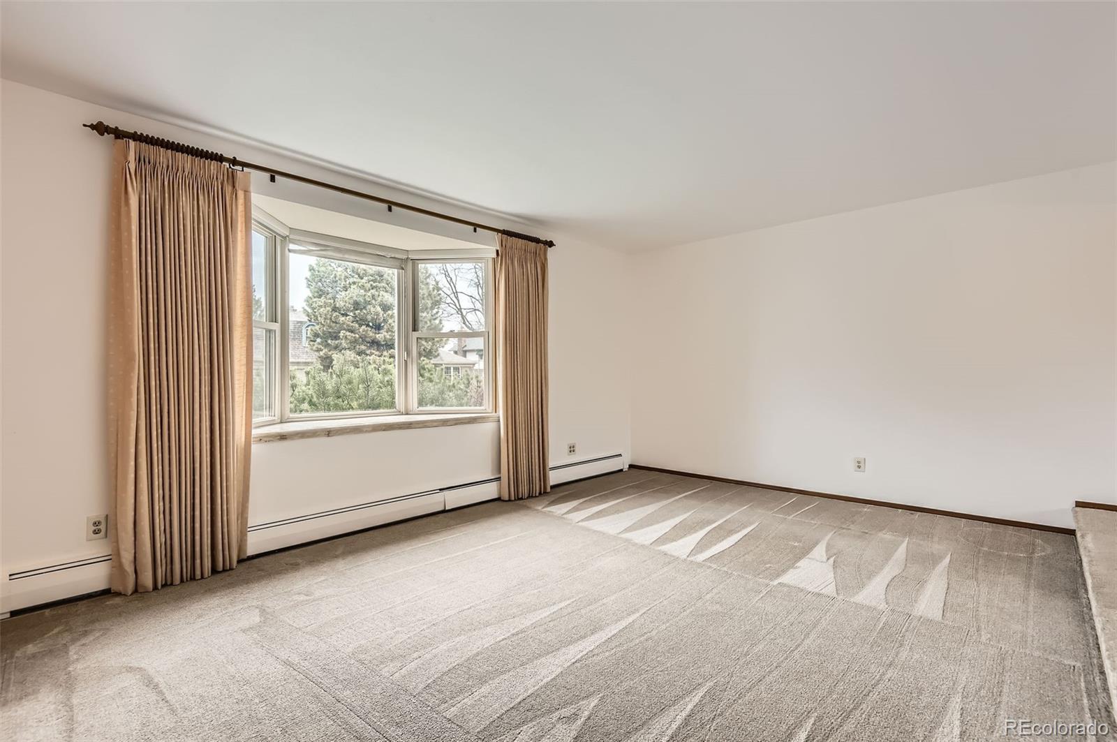 MLS Image #6 for 3270 s krameria street,denver, Colorado
