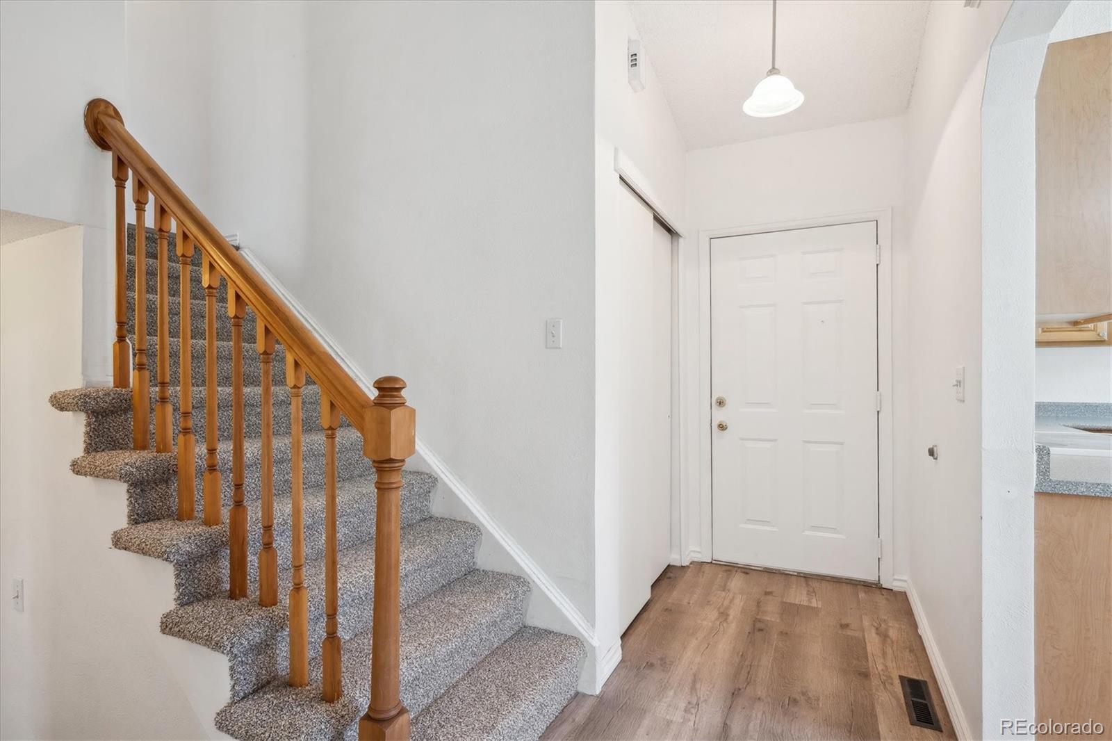 MLS Image #13 for 2743 s uravan street,aurora, Colorado