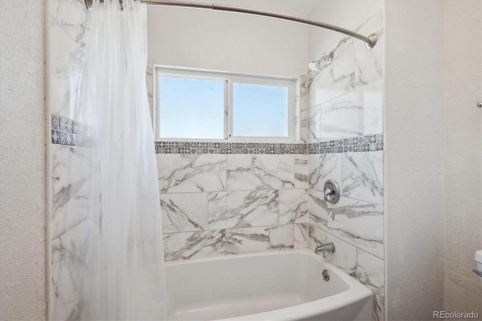 MLS Image #18 for 2743 s uravan street,aurora, Colorado