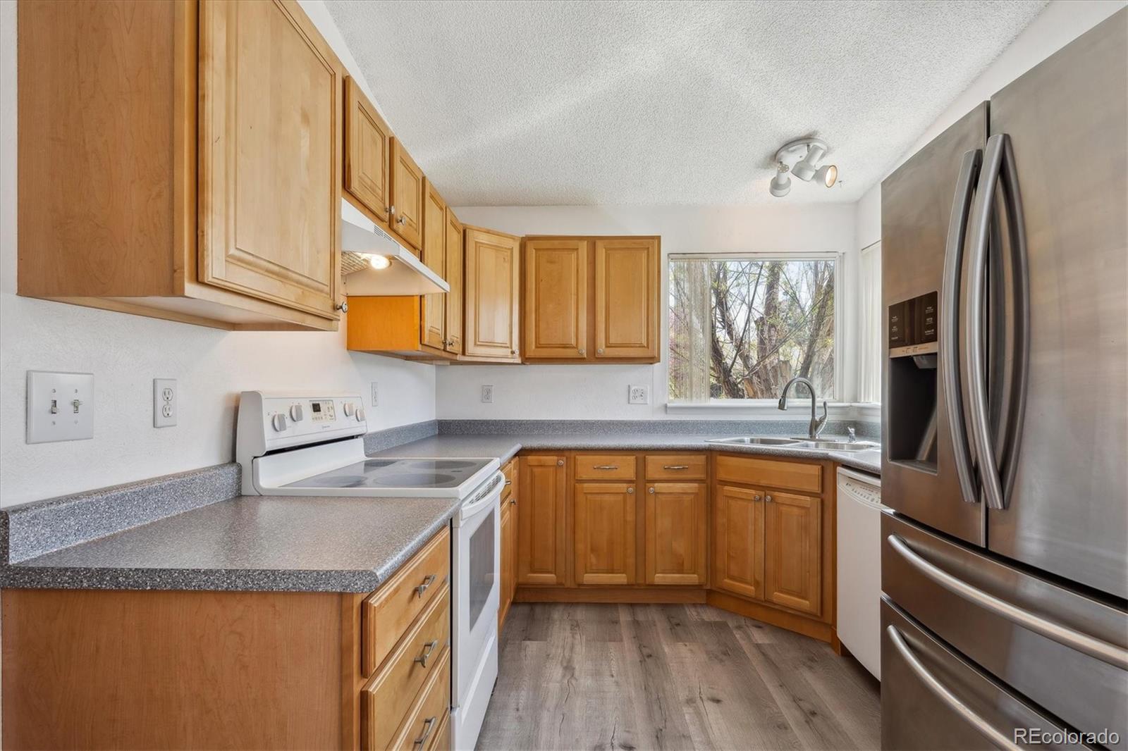 MLS Image #4 for 2743 s uravan street,aurora, Colorado