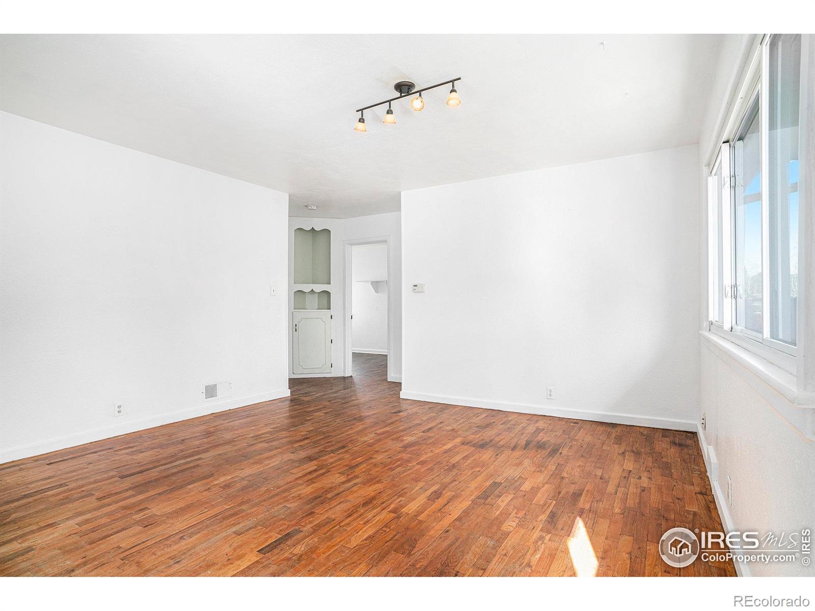 MLS Image #2 for 2311  mountain view drive,loveland, Colorado