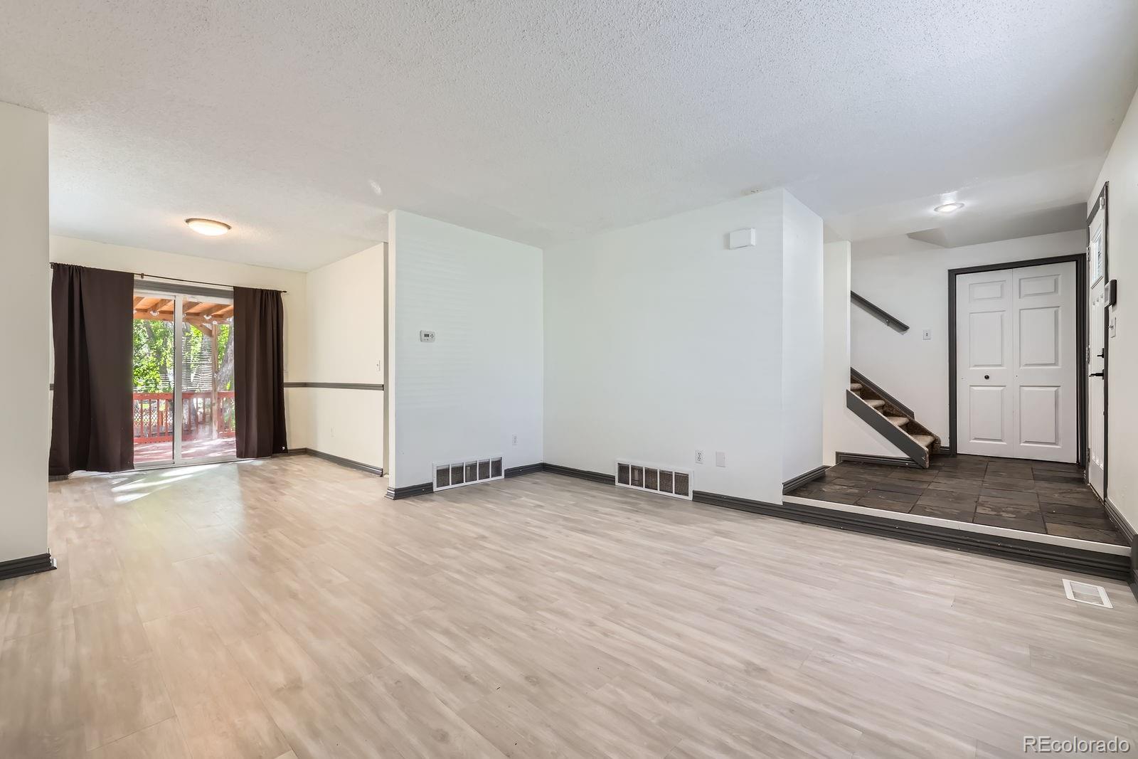 MLS Image #10 for 3320  simmelink loop,colorado springs, Colorado