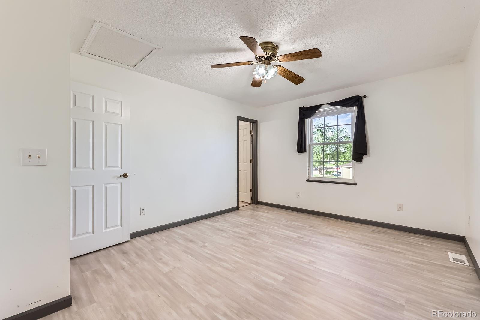 MLS Image #13 for 3320  simmelink loop,colorado springs, Colorado