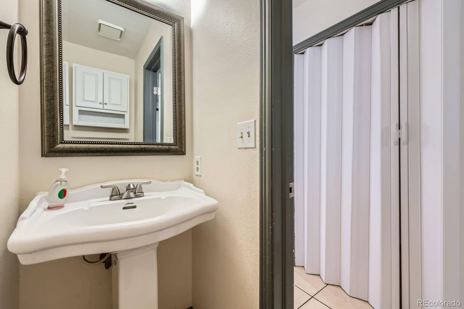 MLS Image #8 for 3320  simmelink loop,colorado springs, Colorado