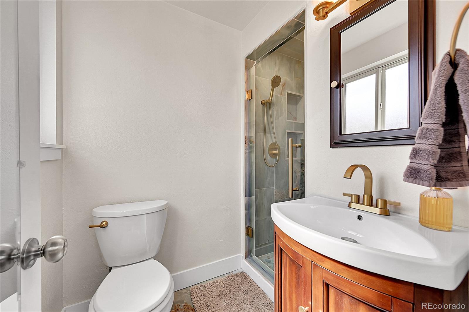 MLS Image #10 for 2005  tabor drive,lakewood, Colorado