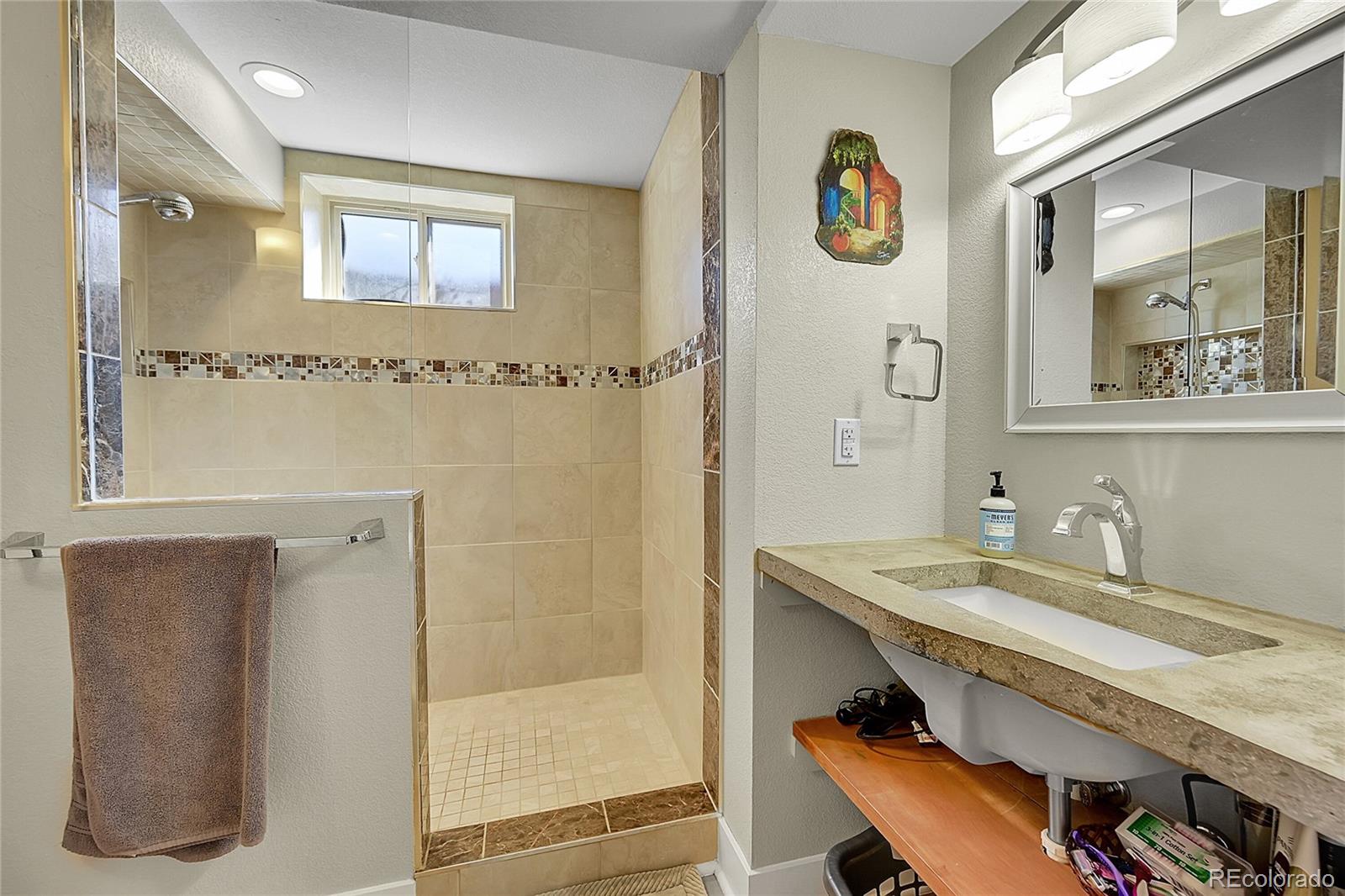 MLS Image #17 for 2005  tabor drive,lakewood, Colorado
