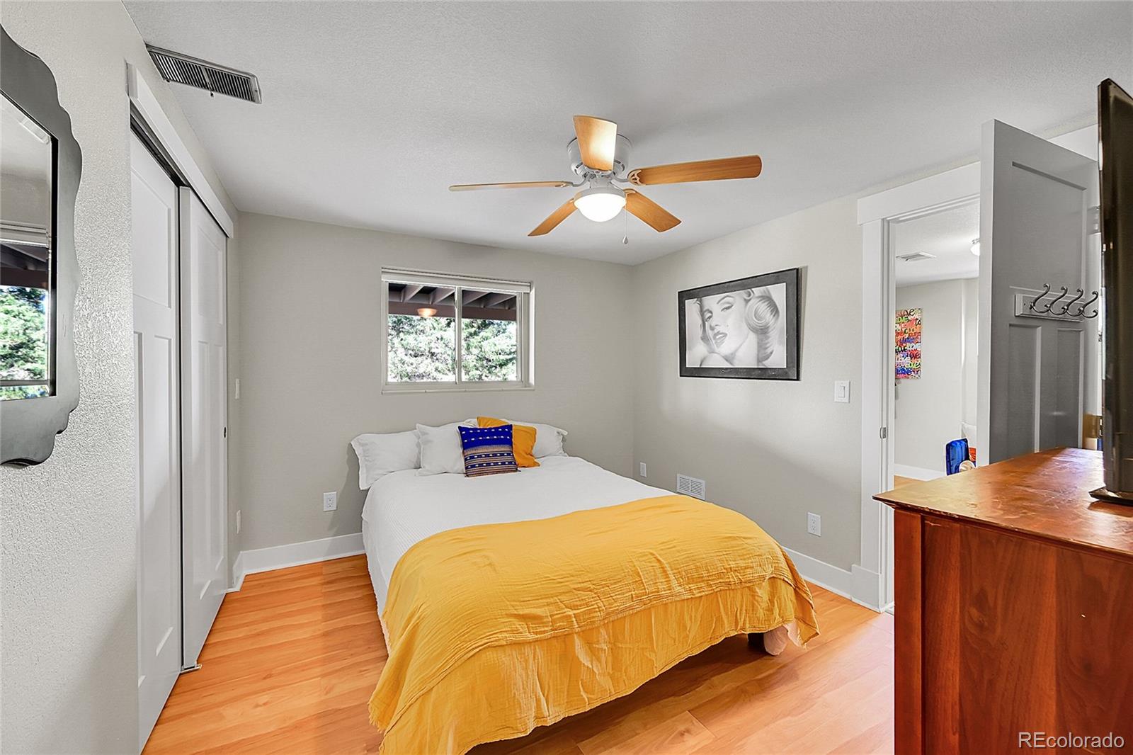 MLS Image #18 for 2005  tabor drive,lakewood, Colorado