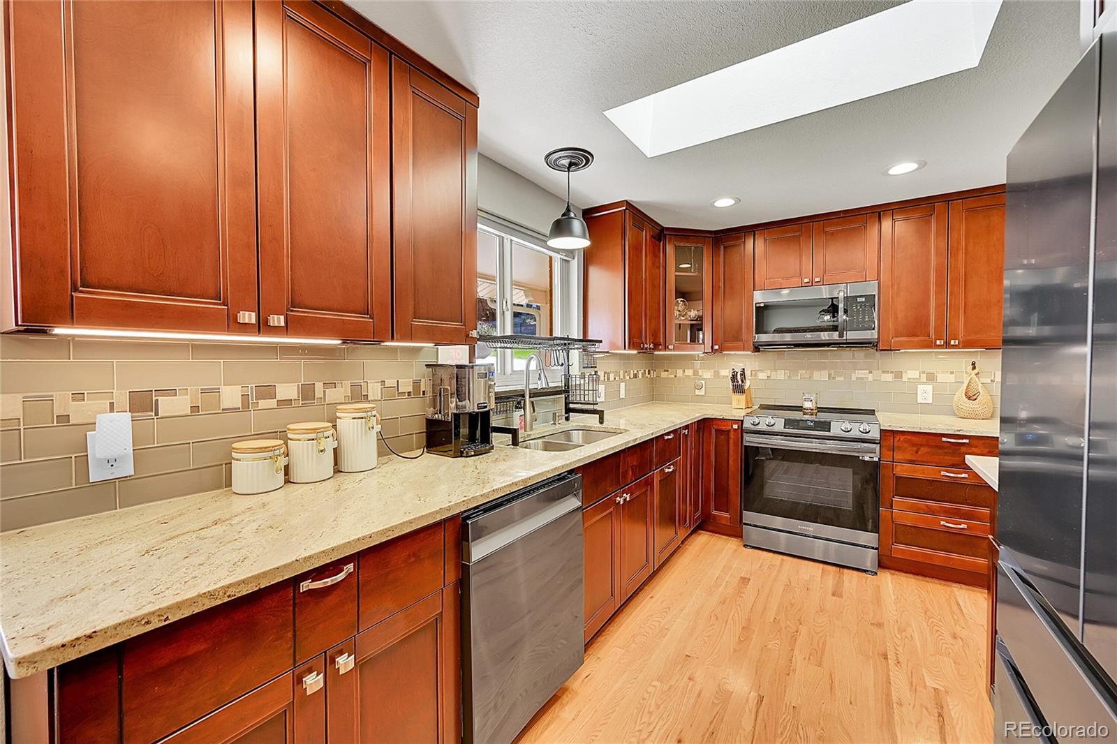 MLS Image #6 for 2005  tabor drive,lakewood, Colorado