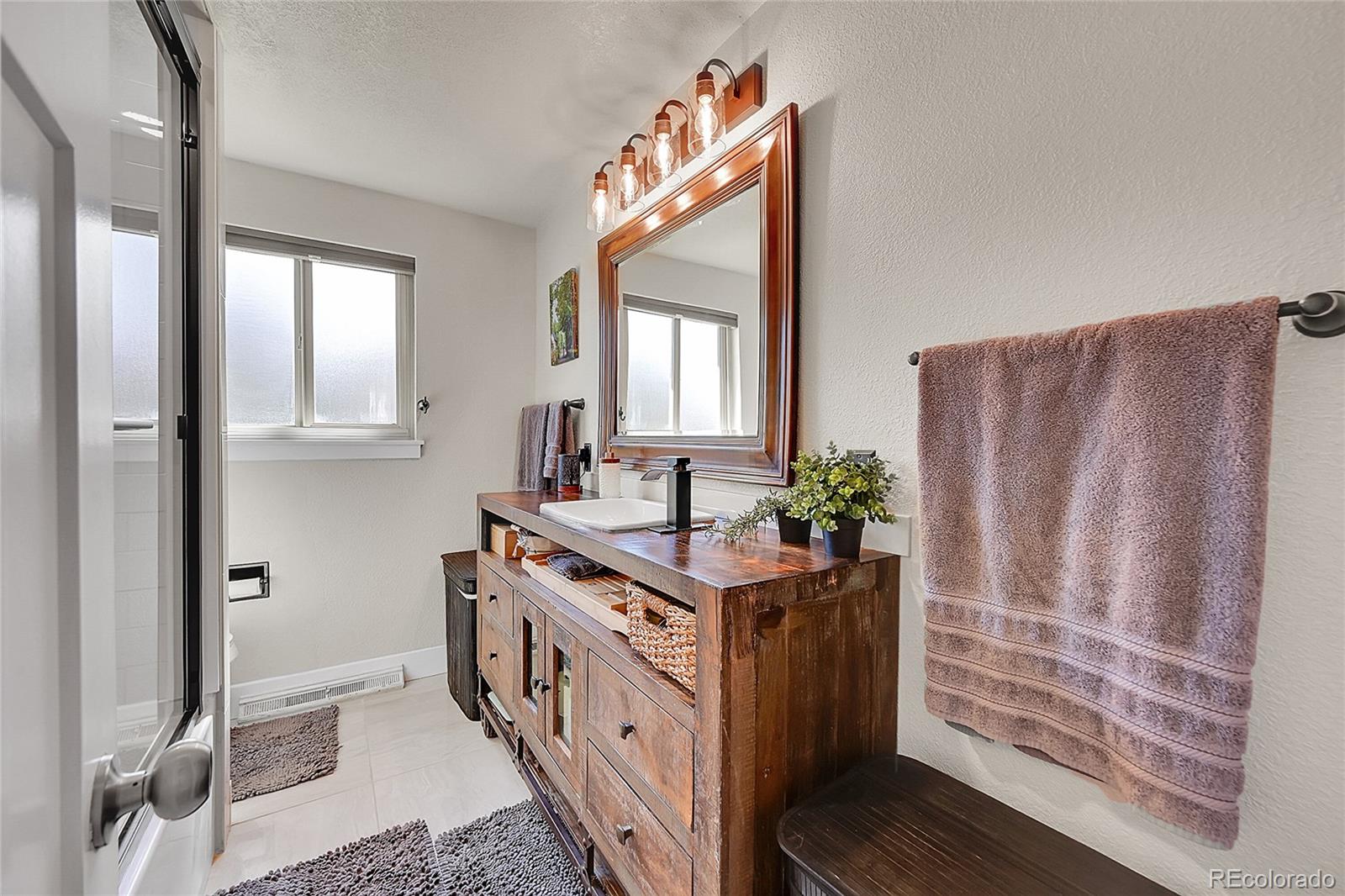 MLS Image #7 for 2005  tabor drive,lakewood, Colorado