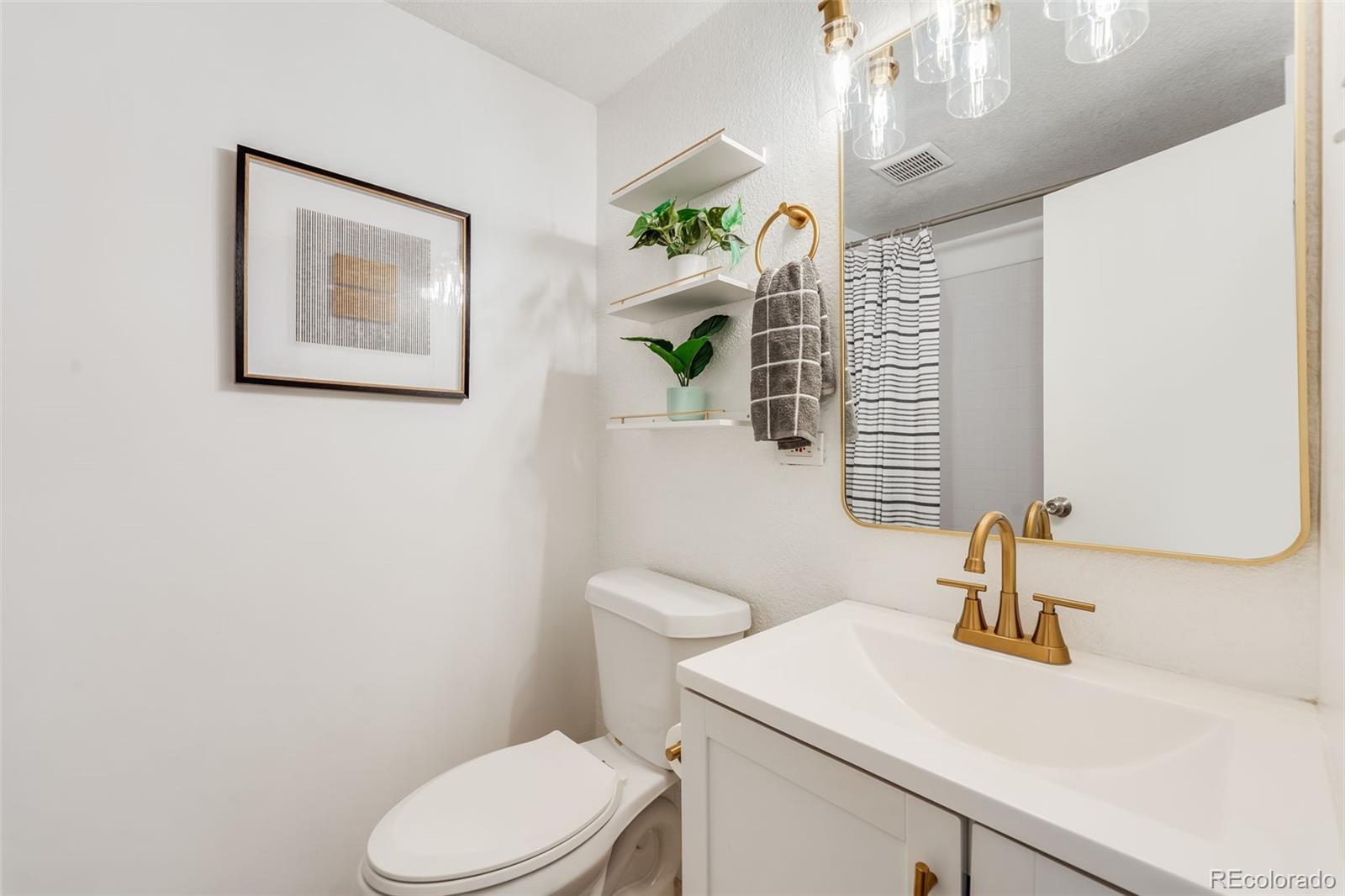 MLS Image #13 for 250 n pearl street,denver, Colorado