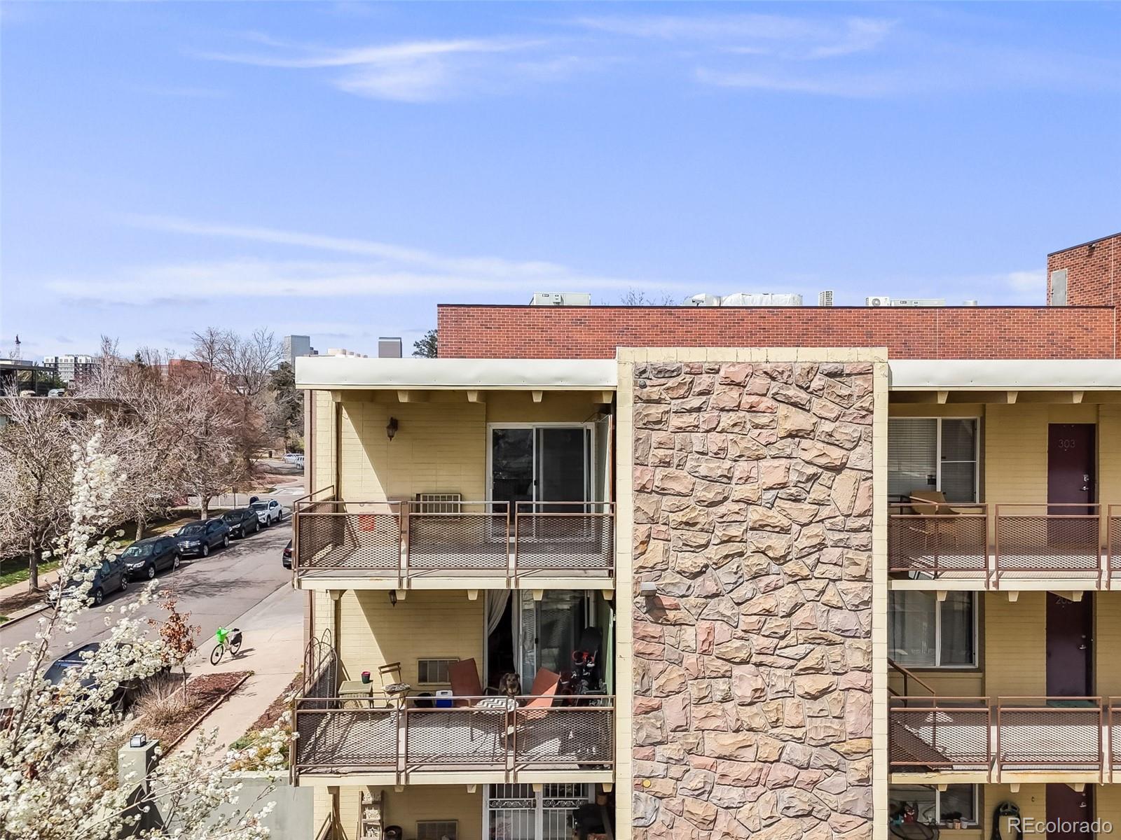 MLS Image #25 for 250 n pearl street,denver, Colorado