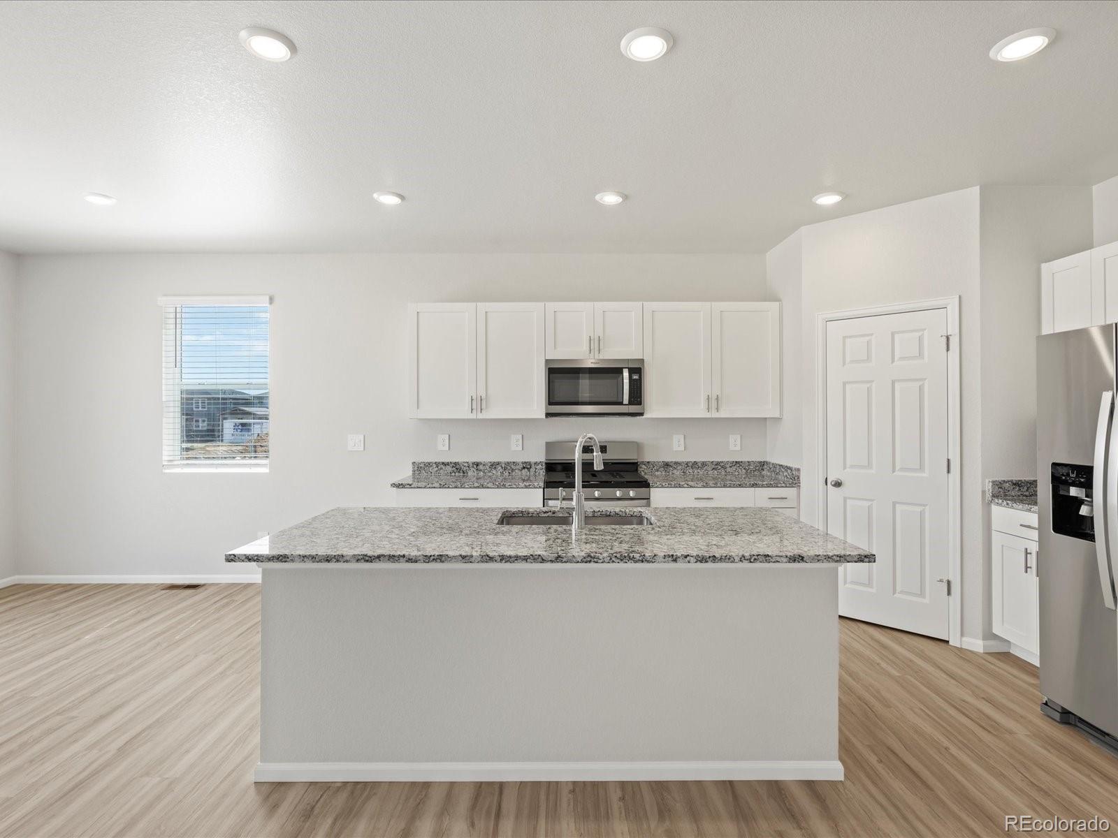 MLS Image #10 for 552  red rock place,brighton, Colorado